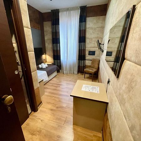 Blue Suite Vatican Guesthouse روما المظهر الخارجي الصورة