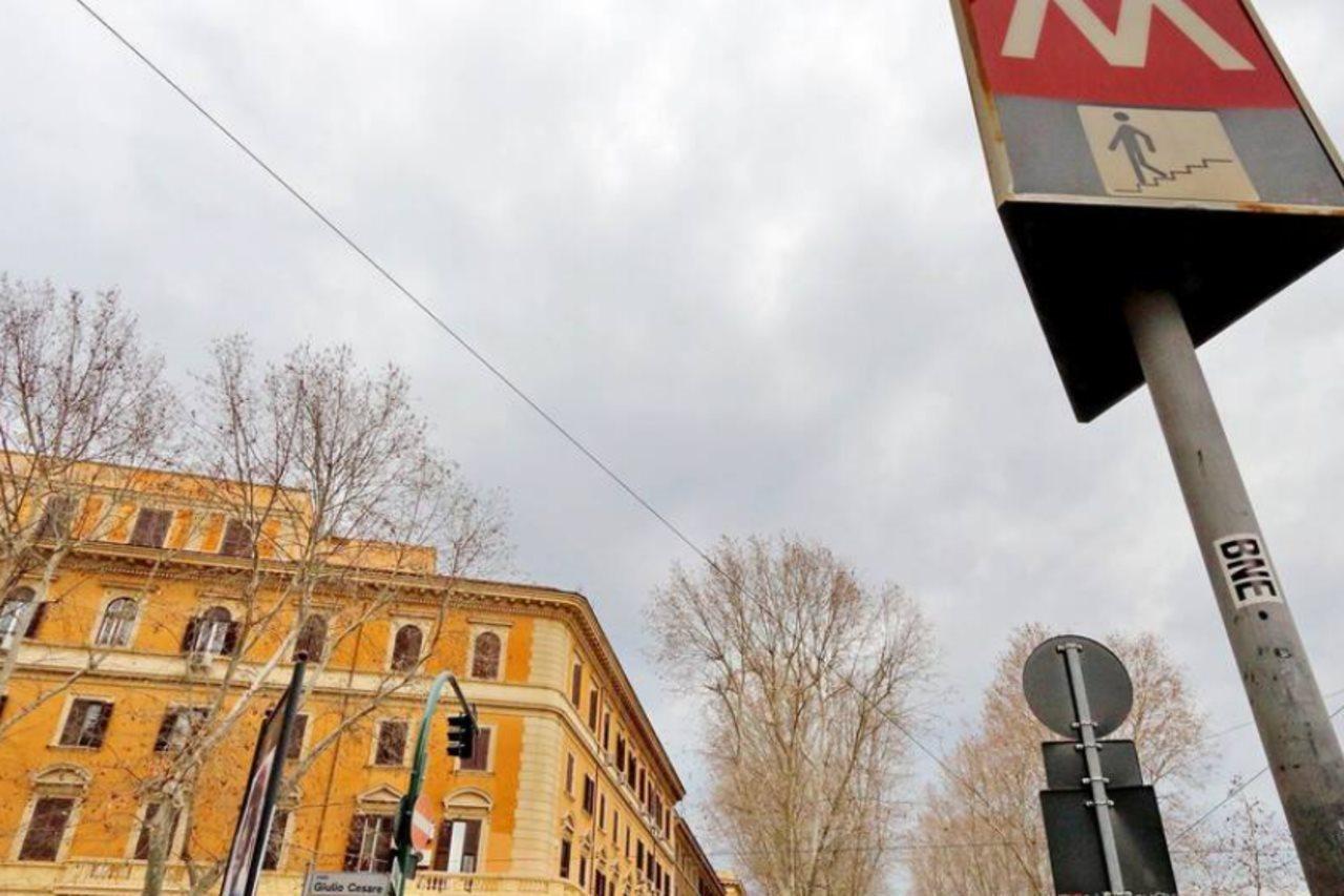 Blue Suite Vatican Guesthouse روما المظهر الخارجي الصورة