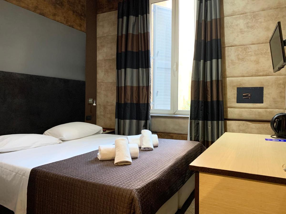 Blue Suite Vatican Guesthouse روما المظهر الخارجي الصورة