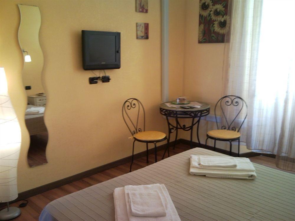 Blue Suite Vatican Guesthouse روما المظهر الخارجي الصورة