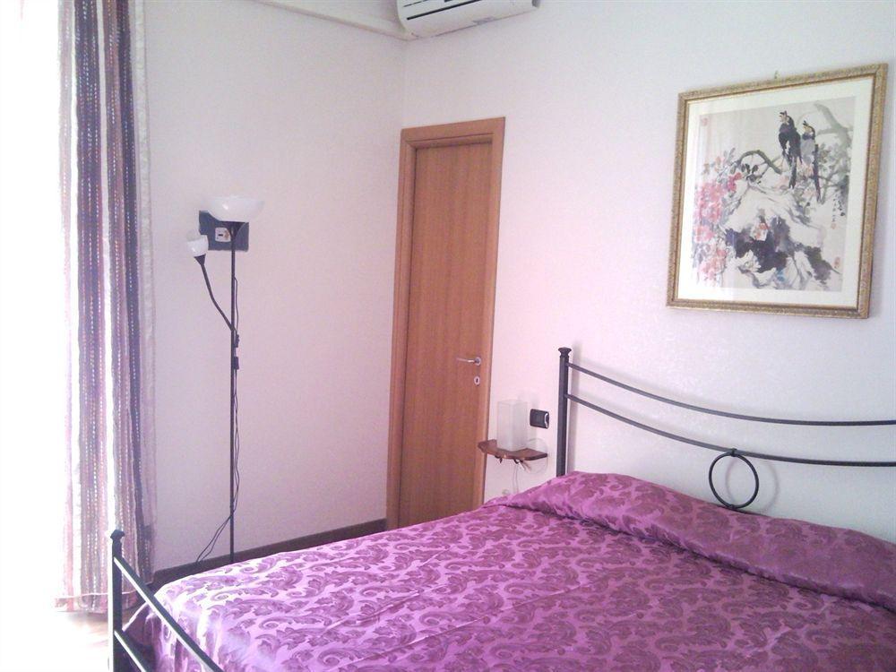 Blue Suite Vatican Guesthouse روما المظهر الخارجي الصورة