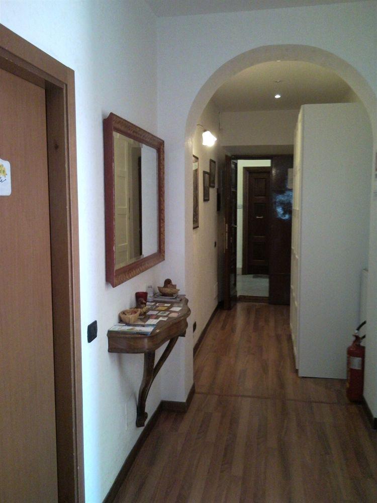 Blue Suite Vatican Guesthouse روما المظهر الخارجي الصورة