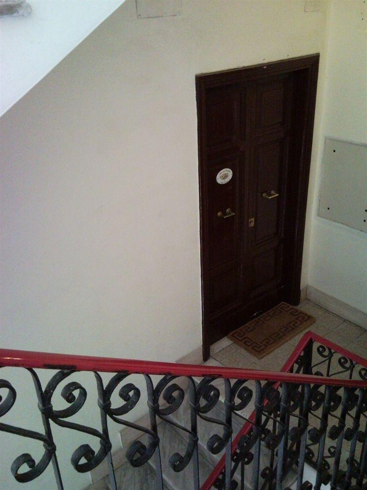 Blue Suite Vatican Guesthouse روما المظهر الخارجي الصورة