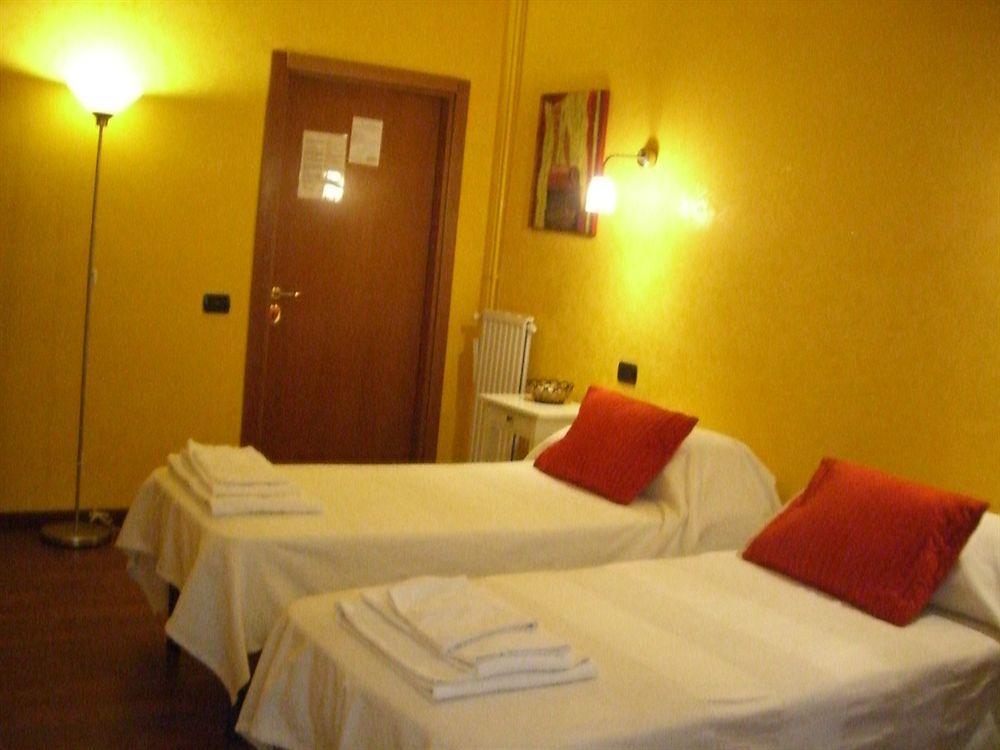 Blue Suite Vatican Guesthouse روما المظهر الخارجي الصورة