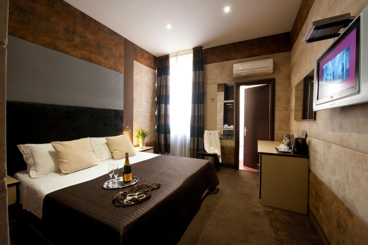 Blue Suite Vatican Guesthouse روما المظهر الخارجي الصورة